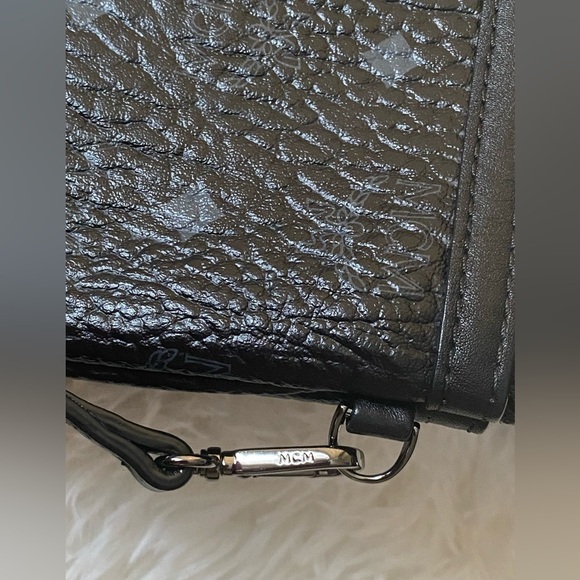MCM Liz Pochette Black Grey Visetos Logo Monogram Print - Picture 13 of 16